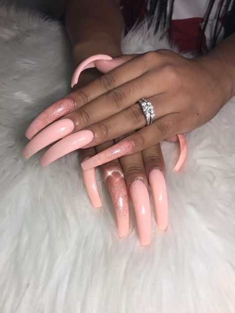 pinterest @ mnnxcxx Long Curved Acrylic Nails, Long Curved Nails, French Nails Glitter, Curved Nails, Exotic Nails, Long Square Acrylic Nails, Square Acrylic Nails, Luxury Nails, Dream Nails