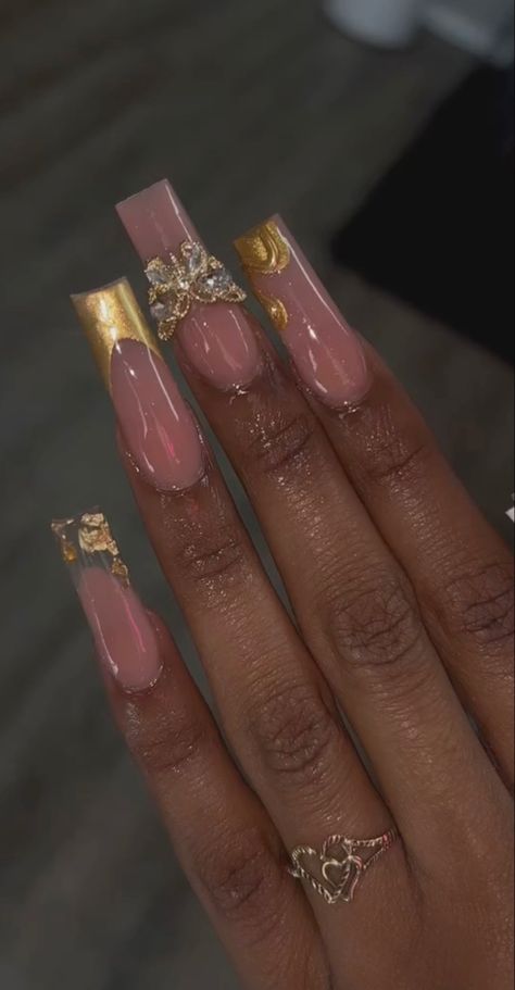 Simple Pink And Gold Nails, Gold Nail Inspo Square, Nails With Gold Diamonds, Pink And Gold Birthday Nails, Pink And Gold Nail Designs, Nude And Rose Gold Nails, Gold And Pink Nails, Pink Prom Nails, Gold Nails Prom