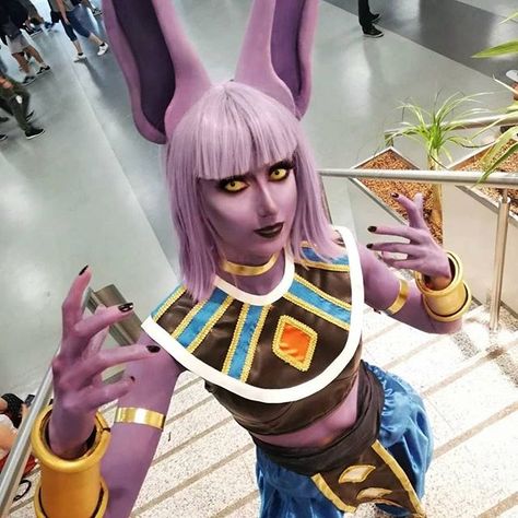 Beerus cosplay. cosplayer by @limo_liz #gamecosplay #dragonballbeerus #dragonballz #dragonballsuper #genderbendcosplay #cosplaygirl #cosplay #cosplaymakeup #bodypaint #cosplayersofinstagram #Beerus #Beeruscosplay Beerus Cosplay, Female Goku Cosplay, Dragon Ball Z Halloween Costumes, Dragonball Cosplay, Bulma Cosplay, Dbz Cosplay, Gender Bend Cosplay, Ball Makeup, Female Dragon