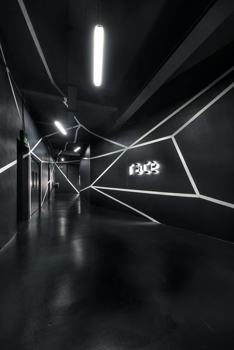 RACE Robotics Lab | Ministry Of Design | Archinect Robotics Lab Aesthetic, Robotics Lab, Modern Showroom, Spatial Experience, Cycling Studio, Centre Of Excellence, Showroom Interior Design, Lobby Interior, Graduation Project