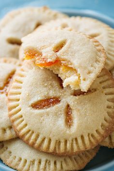 Cookie Pies, Apricot Preserves, Apricot Recipes, Nice Recipes, Filled Cookies, Cookie Pie, Köstliche Desserts, Cookies Recipes Christmas, Mini Desserts