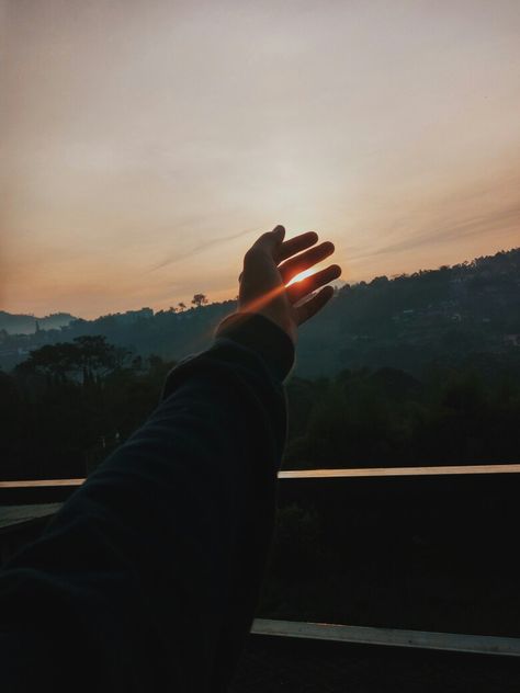 Lights. #sunrise #photography #orange #sky #indonesia Sunrise Photography People, Creative Picture Ideas, Supreme Iphone Wallpaper, Film Texture, Photography People, Couple Hands, Cute Images For Dp, Wallpaper Photo, Orange Sky