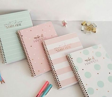 Stationary For School, Pretty Notebooks, Escuela Diy, Studie Hacks, School Suplies, Diy Tumblr, Cute School Stationary, Kawaii School Supplies, Study Stationery