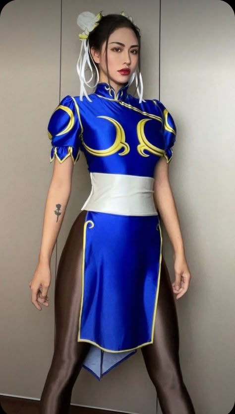 Street Fighter Costumes, Chun Li Costume, Chun Li Cosplay, Supergirl Costume, Clothes Skirt, Character Cosplay, Couples Halloween Outfits, Chun Li, Amazing Cosplay