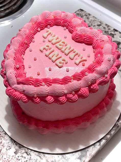 Twenty Fine, 17 Birthday Cake, 25th Birthday Cakes, 21st Birthday Cakes, Taylor Swift Birthday, 29th Birthday, Pretty Birthday Cakes, Heart Cake, 17th Birthday