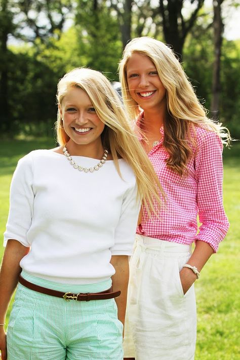 undefined Sarah Vickers, Classy Girls Wear Pearls, Fashion Preppy, Preppy Spring, Preppy Women, Preppy Fashion, Southern Shirt, Preppy Girls, Southern Girls