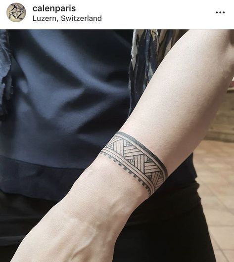 Ankle Band Tattoo Women, Lifeline Tattoos, Ankle Band Tattoo, Wrist Band Tattoo, Band Tattoos For Men, Wrist Tattoo Designs, Wrist Tattoo Ideas, Band Tattoos, Forearm Band Tattoos