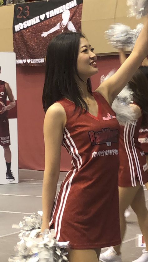 Asian Cheerleader, Cheerleader Outfit, Cute Cheer Pictures, Cheer Uniform, High School Band, Cheer Girl, Cheerleading Dance, Cheerleading Outfits, Cheer Pictures