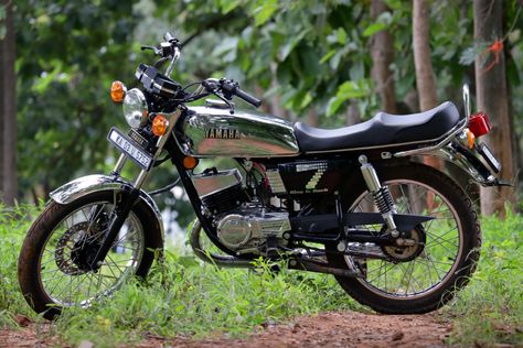 Yamaha RX 135 5 speed, Chrome Rx 135, Yamaha Rx 135, Rx 100, Yamaha Rx100, Telugu Movies, Dream Cars, Ram, Bike, Electronics