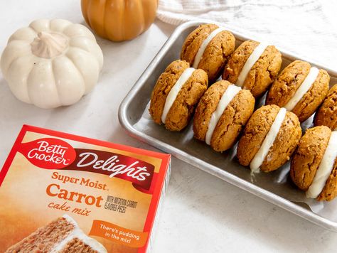 Betty Crocker Carrot Cake, Pumpkin Cake Mix Cookies, Carrot Cake Sandwich Cookies, Carrot Pumpkin, Betty Crocker Cake Mix, Haley Williams, Carrot Cookies, Classic Cookies Recipes, Carrot Cake Cookies