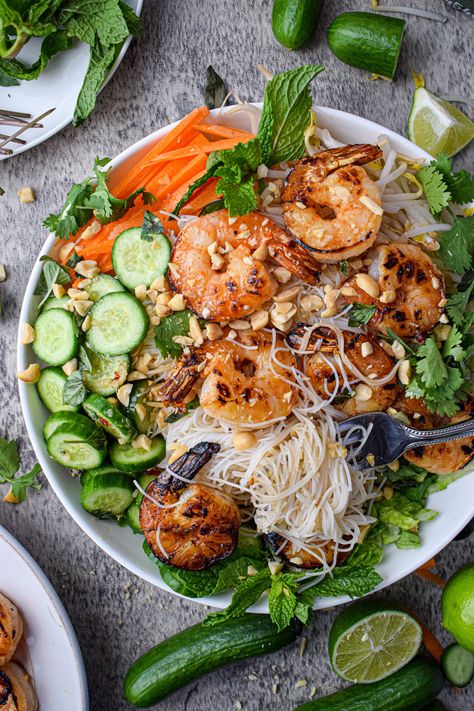 Spicy Shrimp and Cucumber Noodle Bowls - The Jam Jar Kitchen Shrimp Vietnamese Noodle Bowl, Rice Bowls With Shrimp, Shrimp Bowl Recipe Asian, Korean Shrimp Bowl, Shrimp Noodle Bowl Recipes, Shrimp Rice Noodle Bowl, Shrimp Bowls With Spicy Mayo, Vermicelli Shrimp Recipes, Shrimp Vermicelli Bowl