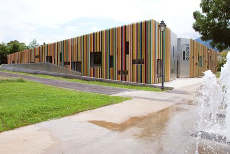 Community Arts Center and Youth Club / Mas Architecture | ArchDaily Outdoor Railing, Biophilic Architecture, Fab Lab, Lab Design, Railings Outdoor, Youth Club, Youth Center, Community Center, Patio Landscaping