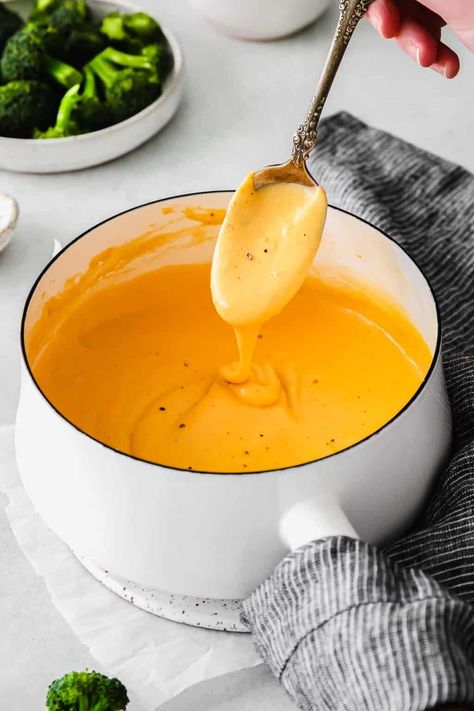 Cheddar Cheese Sauce For Broccoli, Sauce For Broccoli, Homemade Cheez Its, Cheese Sauce For Broccoli, Mac And Cheese Sauce, How To Make Cheese Sauce, Cheddar Cheese Recipes, Cream Cheese Sauce, Cheese Stuffed Chicken Breast