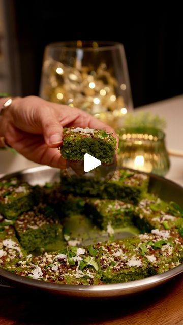 Meghna’s Food Magic on Instagram: "MOONG DAL PALAK DHOKLA

🌿 Looking for a healthy and nutritious snack? Look no further than Moong dal Palak Dhokla - a traditional Gujarati dish that’s packed with flavor and goodness! 🌿

This steamed savory cake made from moong dal and spinach is not only delicious but also high in protein, fiber, and essential nutrients. It’s a perfect guilt-free snack that will keep you fueled and satisfied throughout the day. Enjoy the benefits of a balanced diet. Plus, it’s super easy to make and can be customized with your favorite toppings and seasonings. Whether you’re a health-conscious foodie or just looking for a tasty alternative to satisfy your cravings, Moong dal Palak Dhokla is a must-try!

Method:
In a mixer jar, take 1 cup Chilka Moong Dal 
& 1/4 cup Ric Moong Dal Dhokla, Moong Dal Dhokla Recipe, Palak Recipes Indian Snacks, Dal Palak Recipe, Savory Cake, Moong Dal Recipe, Gujarati Snacks, Food Magic, Dhokla Recipe