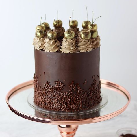 Decadent Chocolate Cake | Sheri Wilson Western Cake, Fluffy Chocolate Cake, Chocolate Cake Recipes, Cake Tart, Food Decorating, Tall Cakes, Decadent Chocolate Cake, Buttercream Cakes, Strawberry Filling