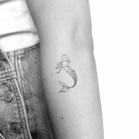 Minimalist Tattoo Mermaid, Mermaid Behind Ear Tattoo, Small Tattoos Mermaid, Mini Mermaid Tattoo, Mermaid Fine Line, Dainty Mermaid Tattoo, Mermaid Line Tattoo, Mermaid Fine Line Tattoo, Mermaid Tattoo Minimalist