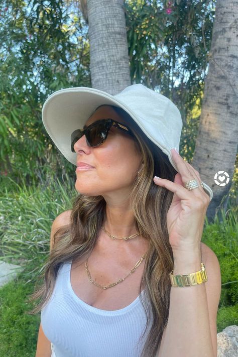 White Cotton Canvas Sun Hat. Summer Outfit Inspiration. Stylish Outfits for Women over 50. Get your next Summer Hat | Melissa Meyers | The Glow Girl Hat Summer Outfit, Blogger Outfit Inspiration, Hats Summer, Stylish Outfits For Women Over 50, Fashion Blogger Outfit, Summer Outfit Ideas, Hat Summer, Summer Outfit Inspiration, Summer Hat