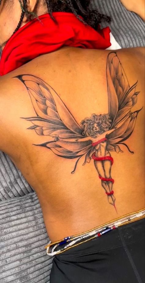 Half Of Back Tattoo, Spine Tattoo Cover Up Ideas, Tatoos Back, Tattoos On Black Women, 44 Tattoo, Baddie Spine Tattoo, Baddie Tattoos, Sternum Tattoos, Arm Tattoos Black