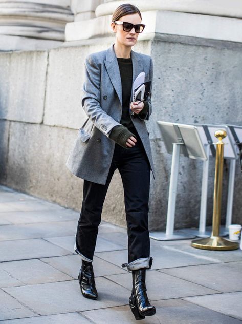 Style Dress Cowboy Boots with Every Type of Clothing in 2019 | Fashionterest Oversized Blazer Street Style, Blazer Street Style, Fall Forward, Gray Blazer, Outfit Jeans, Looks Street Style, Street Style Winter, Fashion Weeks, Looks Chic