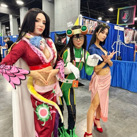 Boa Hancock Cosplay, Cosplay Convention, Robin Cosplay, One Piece Cosplay, Comic Con Cosplay, Cute Cosplay, 2025 Vision, Hanging Out, My Hero Academia