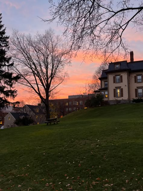 Old Campus Aesthetic, Off Campus House, Tufts University Aesthetic, Better In Boston, Study Vision Board, Autumn Ambience, Future Manifestation, Lafayette College, Campus Aesthetic