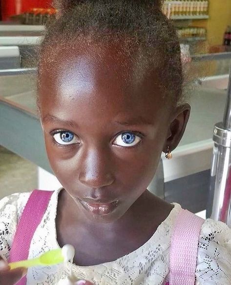 Black With Blue Eyes, People With Blue Eyes, Human Rights Day, Baby Eyes, Beautiful Black Babies, Kids Around The World, Unique Faces, Gorgeous Eyes, Tan Skin