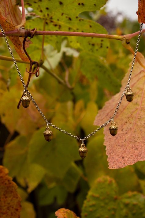 Fall Aesthetic Jewelry, Autumn Jewelry Aesthetic, Autumn Necklace Fall Jewelry, Fall Necklaces, Tiny Acorn, Acorn Jewelry, Acorn Earrings, Fall Necklace, Easy Crafts To Sell