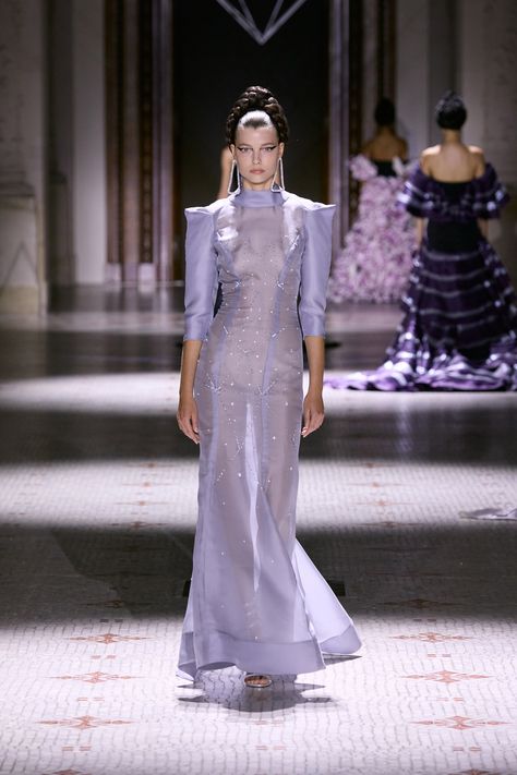 ArdAzAei Fall 2024 Couture Collection Couture 2024, Fashion 2025, Organza Gowns, Become A Fashion Designer, Couture Week, Winter 2024, Street Chic, Fall 2024, Couture Collection