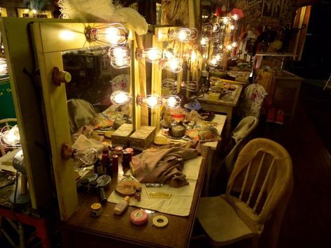 theatre dressing tables | theatre dressing room | Phoenix | Pinterest | Dressing Rooms, Theatres ... Viewtiful Joe, Cirque Vintage, Dressing Room Mirror, Jena Malone, Sucker Punch, Theatre Life, Table Designs, Changing Room, Dressing Tables