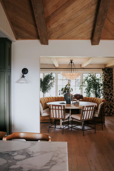 Nesting With Grace, Faux Beams, Dining Nook, The Dining Room, Dining Room Inspiration, Living Room Decoration, Décor Diy, Design Living Room, Design Living