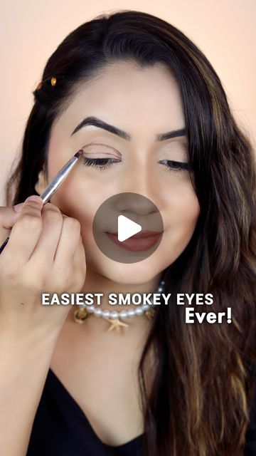 Ravika Agarwal on Instagram: "Save For Later🫰🏻  #MakeupReels #MakeupHacks #SmokeyEyes #EyeMakeupTutorial #EyeMakeup #EyeMakeupIdeas #MakeupTipsandTricks #ViralHacks #Hacks  [ Smokey Eye, Eye Makeup, Makeup Hacks, Makeup Tutorial ]" Easy Black Smokey Eye, Dark Brown Smokey Eye Step By Step, Smokey Eye For Brown Eyes Tutorial, Brown Smokey Eyes, Smokey Eyes Tutorial, Smokey Eye Makeup Steps, Brown Smokey Eye Makeup, Smoked Eyes, Smokey Eye Easy