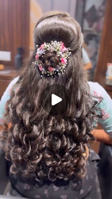 South Indian Engagement Hairstyles, Hairstyles For Reception Indian, South Hairstyles, Hairstyle For Reception, Hairstyles Reception, South Indian Hairstyles, Reception Hairstyles Indian, Engagement Hairstyles Indian, Hair Styles Indian