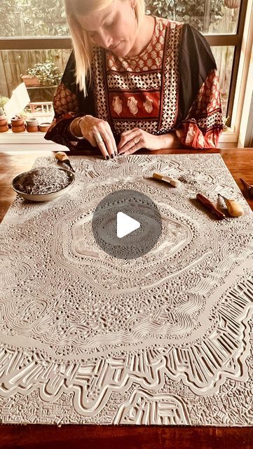 Christy Powell on Instagram: "Every lino-shaving and crumb was swept up from this large block and kept in my little bowl. It’s amazing to think that this bowl actually holds all those hours of work, and that all that work fits in such a small bowl ⚒️ #linocut #linoblock #wipart #flexcuttools #printmakersofinstagram #printmakers #carveouttimeforart #linocutprintmaking #artprocess #etsyaustralia #etsyartist #etsyseller #waketomake #peopleofprint #printisnotdead #abstractartwork #asmrsounds #asmrart" Large Linocut Prints, Lino Printmaking, Abstract Linocut, Lino Print Artists, Linocut Printmaking, Lino Art, Work Fits, Small Bowl, Process Art