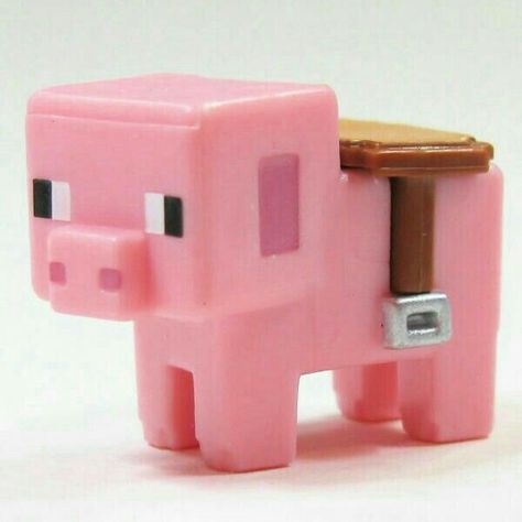 Clay Minecraft Figures, Clay Ideas Minecraft, Minecraft Clay Art, Minecraft Clay Ideas, Minecraft Polymer Clay, Minecraft Figures, Minecraft Mini Figures, Minecraft Pig, Diy Minecraft