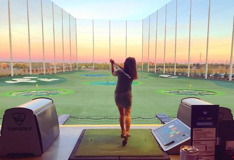 My dad got this candid of me about 5 minutes ago ☺️ I love the sunsets in California 💕 Topgolf Outfit, Top Golf, Ladies Golf, My Dad, Golf Clubs, Soccer Field, Houston, Golf, California