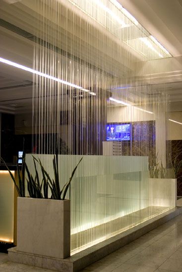 Indoor Water Curtain, Wall Water Feature Indoor, Modern Indoor Water Feature, Water Curtain Wall Interior, Water Feature Interior, Water Feature Wall Indoor, Waterwalls Indoor, Waterfall Curtains, Interior Water Feature