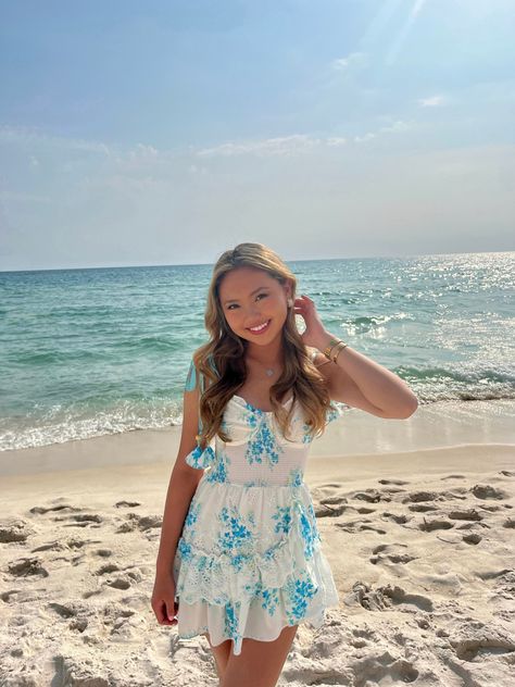 Cute Beach Dresses Vacation, Blue Beach Dress Summer, Coastal Granddaughter Homecoming Dress, Cute Poses Birthday, Preppy Dress Aesthetic, Preppy White Dress Outfit, Pictures In Dresses Photo Ideas, Beach Outfits For Pictures, Summer Dresses Vacation