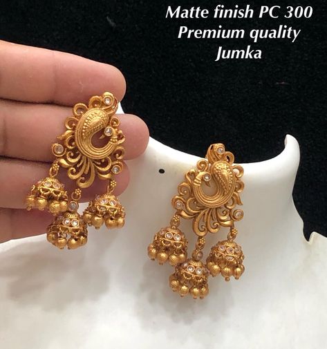 Temple Jewellery Earrings, Polki Choker, Gold Jewelry Outfits, Gold Earrings Models, Antique Gold Jewelry Indian, Gold Earrings Wedding, Gold Jewelry Simple Necklace, Antique Jewellery Designs, Gold Bridal Jewellery Sets