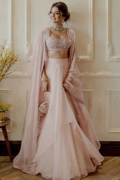 Indian Dresses For Engagement, Indian Wedding Function Outfits, Flowy Gown Aesthetic, Western Lengha Style, Classy Lehenga Designs, Pastel Color Indian Outfits, Bridesmaids Outfits Indian, Sangeet Outfit Indo Western, Sagai Outfit Indian Weddings