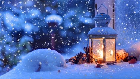 Free winter Mac Wallpapers, iMac Wallpapers, Retina MacBook Pro Wallpapers, MacBook Pro Wallpapers, MacBook Air Wallpapers Download Winter Facebook Covers, Christmas Cover Photo, 4k Ultra Hd Wallpapers, Lantern Wallpaper, Gif Disney, Zero Wallpaper, Fb Cover Photos, Christmas Cover, New Year Wallpaper