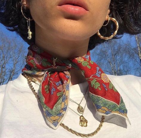 Lucet, Estilo Hippie, Wallpaper Vintage, Vintage Scarf, Mode Inspo, Look Vintage, 가을 패션, Mode Vintage, Looks Style