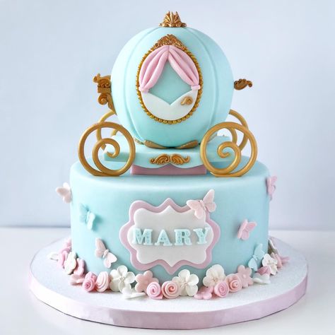 Once upon a time...✨  Cinderella Cake  #vanillajuly #cinderellacake Cinderella Birthday Party Decorations, 24th Birthday Cake, Cinderella Birthday Cake, Carriage Cake, Prince Cake, Cinderella Birthday Party, Disney Princess Cake, Cinderella Cake, Birthday Cake For Him