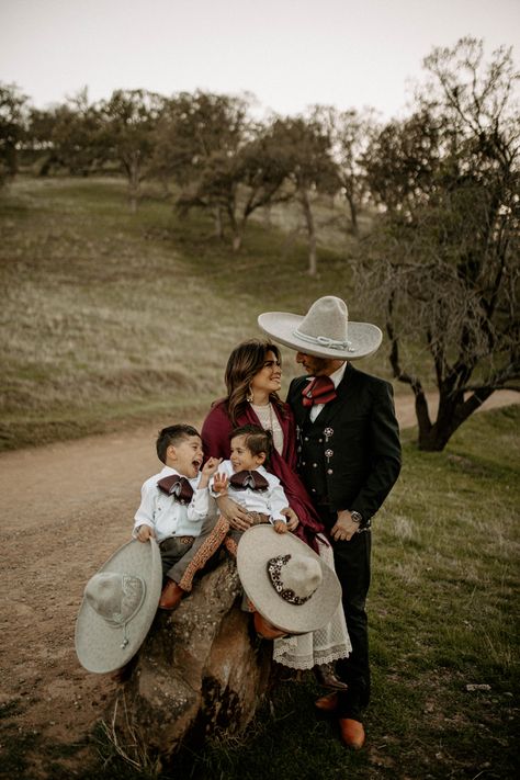 Mexican Inspired with Charro suit family photoshoot in Brentwood, Ca. Rocio Rivera Photography Family Halloween Photoshoot, Western Family Photos, Charro Suit, Outdoor Tent Wedding, Baby Photoshoot Boy, Baby Boy Baptism, Halloween Photo, Dream Family, Baby Baptism