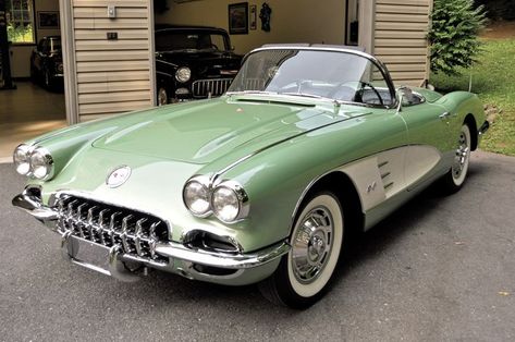 50s Convertible, Cascade Green, Old Vintage Cars, Auto Retro, Vw Vintage, Cars Vintage, Old Classic Cars, Classy Cars, Vintage Things