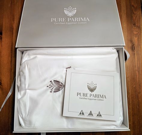 Pure Parima Egyptian Cotton Sheets Review | The Sleep Sherpa Bed Sheet Packaging Design, Bedsheets Packaging, Bed Sheet Packaging, Bedsheet Packaging, Bedding Packaging, Single Ply Yarn, Egyptian Cotton Sheets, Luxury Bed Sheets, Welcome Card