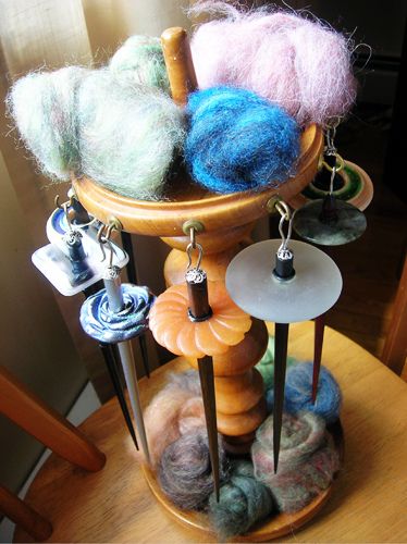 Flickr Drop Spindle Spinning Tutorials, How To Ply Yarn On A Drop Spindle, Yarn Spinning, Supported Spindle Spinning, Spinning Yarn Drop Spindle, Drop Spindle, Spinning Wool, Spinning Yarn, Spinning Fiber