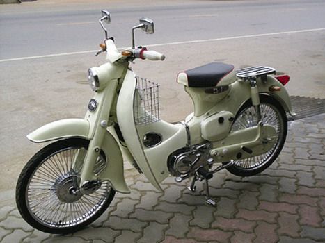 Honda Classic Motorcycles : Honda Classic C 50 Moped 1965 - Classic and Vintage Motorcycles Honda Cycles, Honda C50, Honda 50, Vintage Moped, Honda Scooters, Bike Cart, Honda Super Cub, Honda C70, Honda Cub