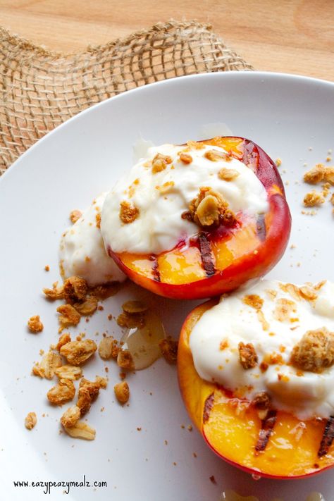 Nectarine Breakfast, Grilled Nectarines, Roasted Nectarines, Grilled Breakfast, Greek Yogurt Granola, Grill Breakfast, Soy Yogurt, Yogurt Granola, Morning Meals