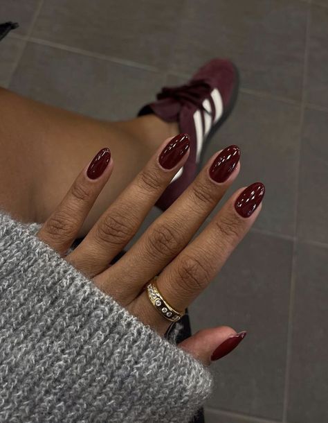 Burgundy Biab Nails, Dark Red Biab Nails, Short Red Wine Nails, Wine Red Nail Polish, Short Almond Dark Red Nails, Dark Red Almond Nails Short, Oval Burgundy Nails, Burgundy Nails Black Women, Nails For Big Hands