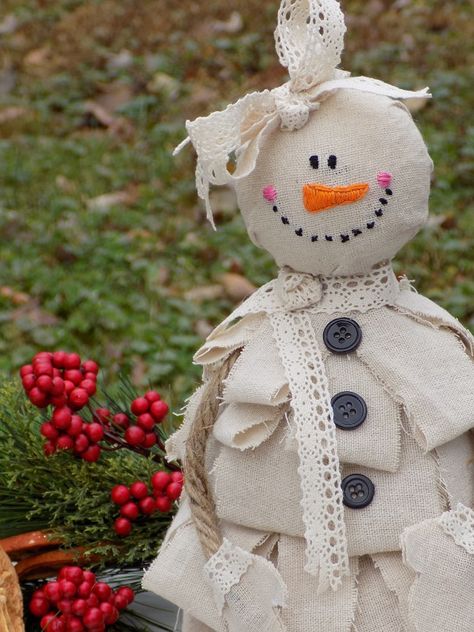 DIY Dollar Tree Funnel Set Snowman Christmas Winter Decor Chenille Snowman Diy, Nyc Mom, Diy Kids Crafts, Christmas Winter Decor, Diy Snowman, Chic Holiday, Christmas Tree Crafts, Diy Dollar Store Crafts, Tree Diy